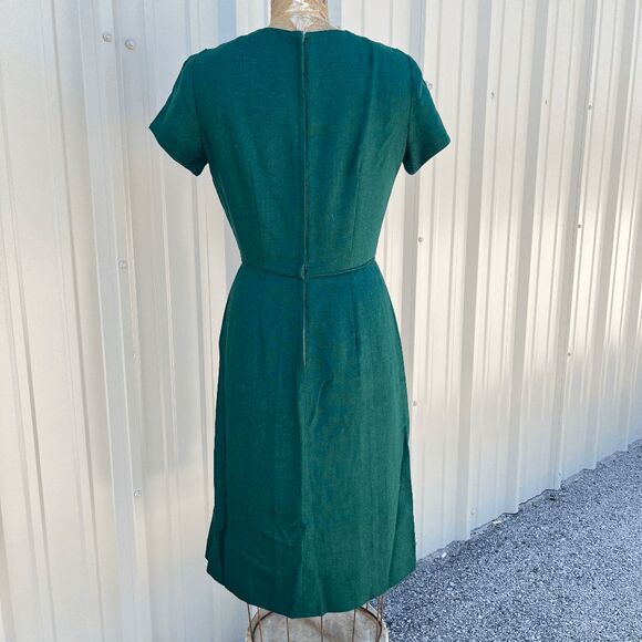 60’s Vintage Green Midi Dress - Picture 4 of 10